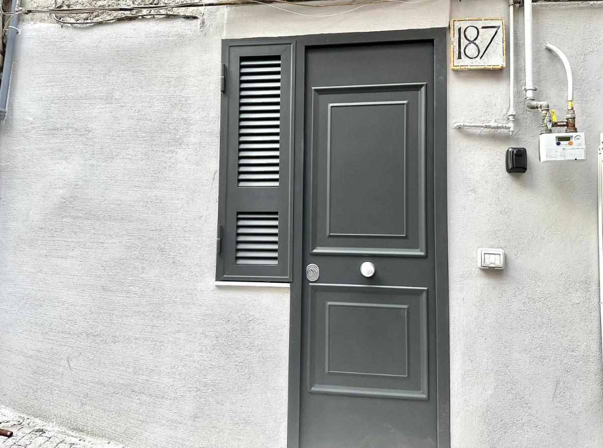 Isabel Suite Νάπολη Εξωτερικό φωτογραφία