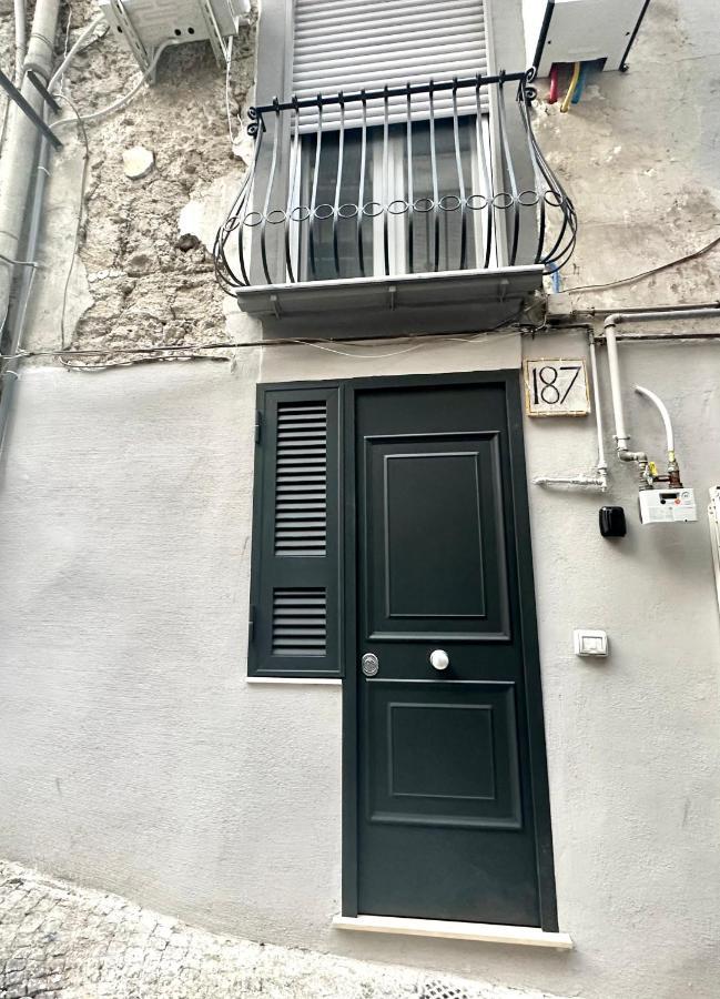 Isabel Suite Νάπολη Εξωτερικό φωτογραφία