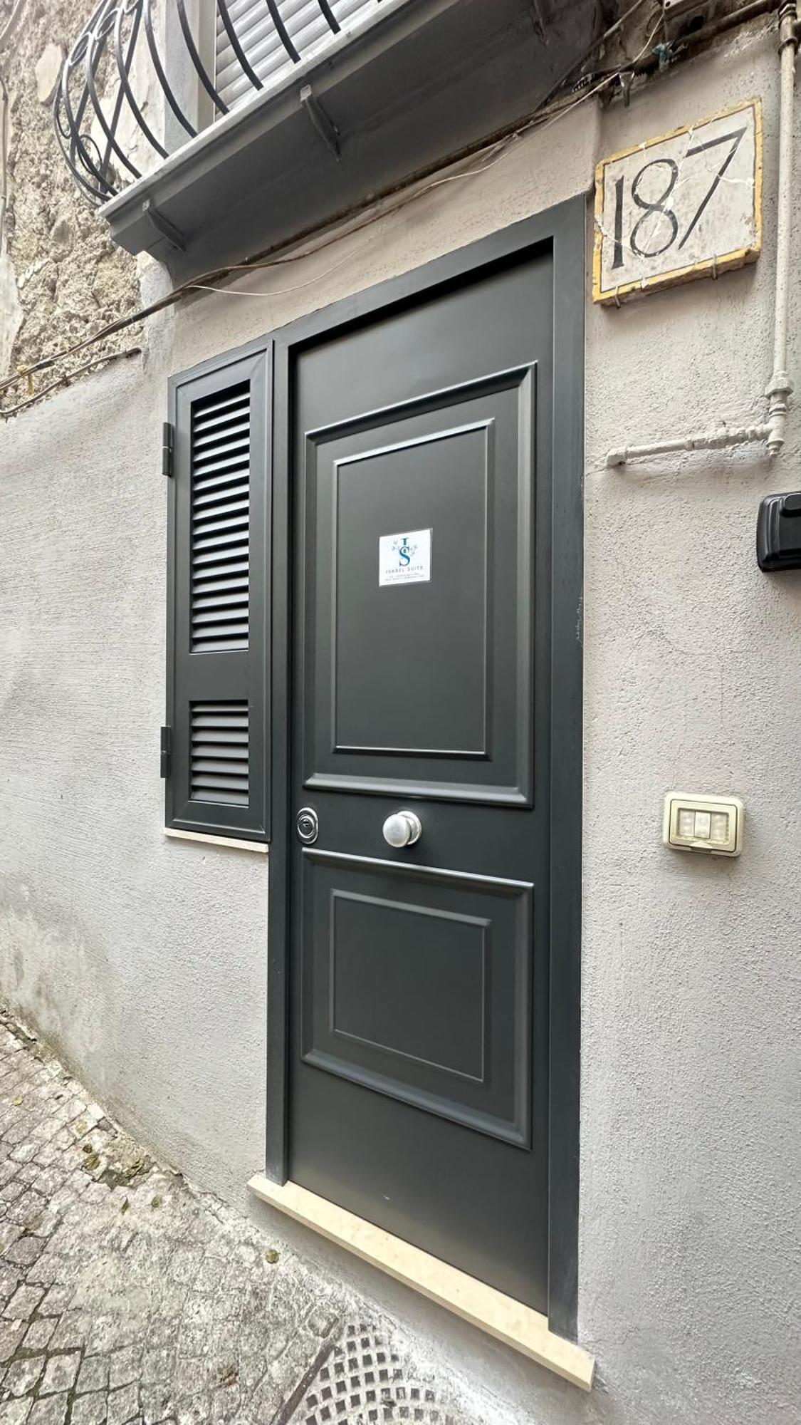 Isabel Suite Νάπολη Εξωτερικό φωτογραφία